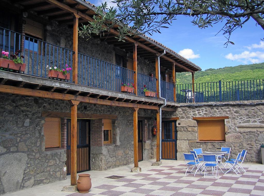 Albergue El Solitario Banos De Montemayor Ruang foto